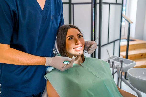 Best Root Canal Treatment  in Candlewick Lake, IL